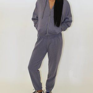 Women hooded jogging suite elastic ankle, Heather Purple color.